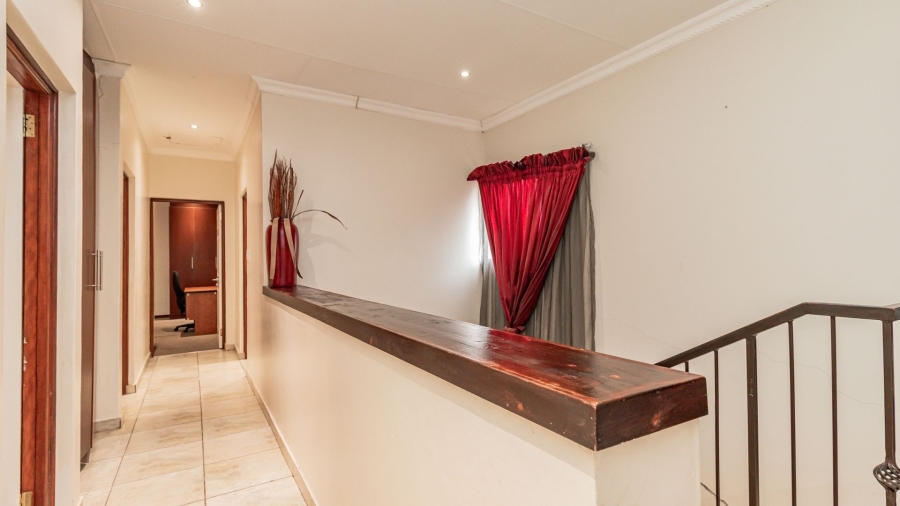 4 Bedroom Property for Sale in Safari Gardens North West